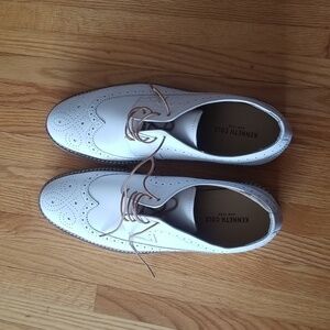 Men's Kenneth Cole leather shoes size 11